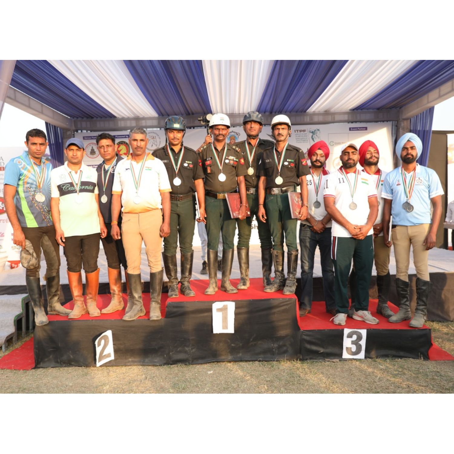 Coaches & Grooms Clinic